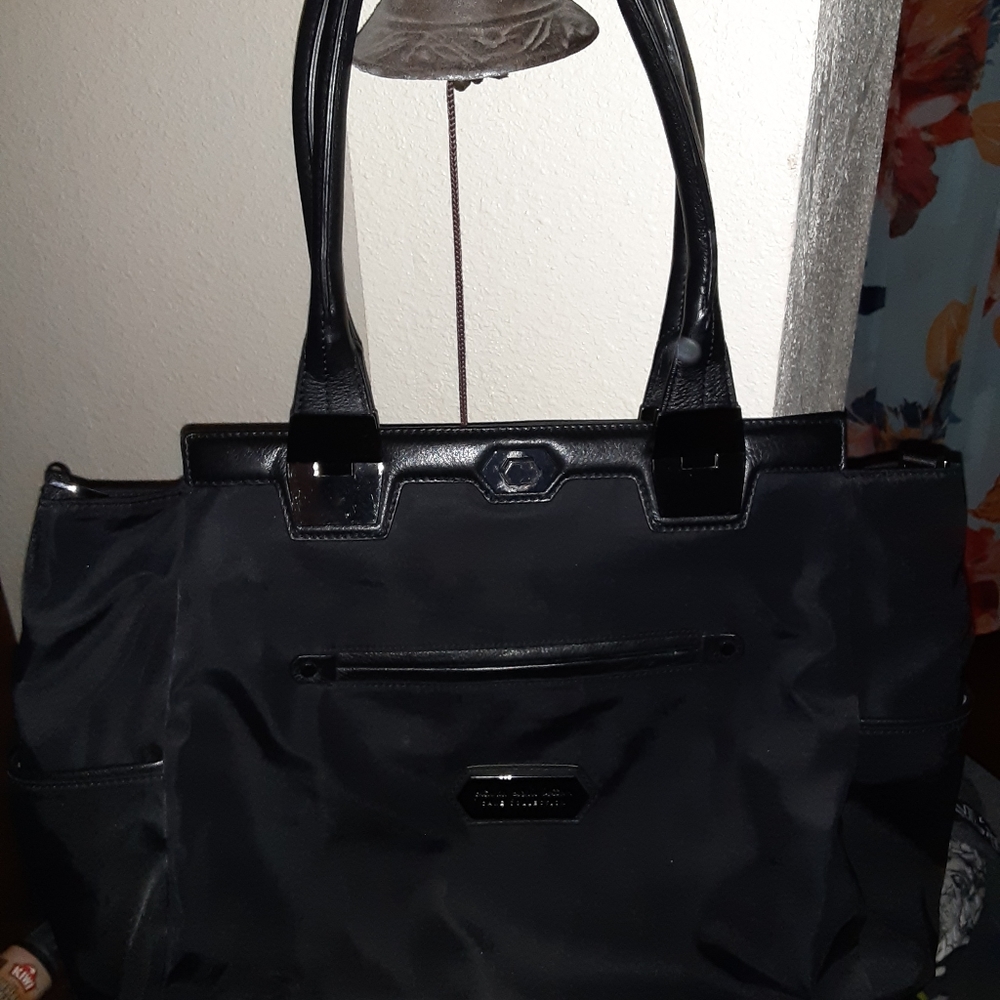 LARGE  DIAPER BAG BY PETUNIA PICKLE BOTTOM